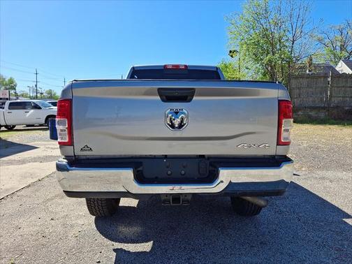 2021 RAM 2500 Tradesman Crew Cab 4x4 6'4' Box
