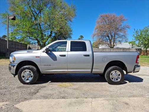 2021 RAM 2500 Tradesman Crew Cab 4x4 6'4' Box