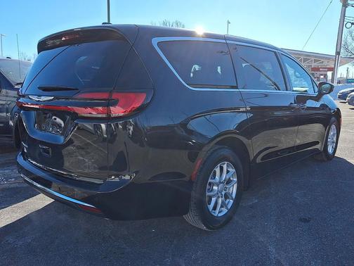 2026 Chrysler Pacifica L