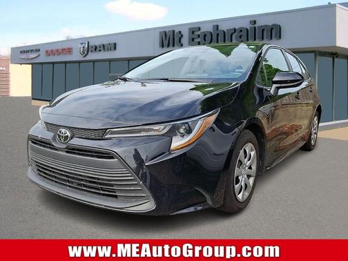 Midnight Black Metallic 2024 Toyota Corolla LE