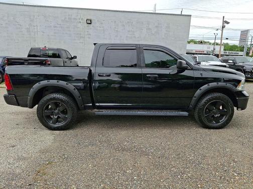 Black Forest Green Pearlcoat 2015 RAM 1500 Big Horn