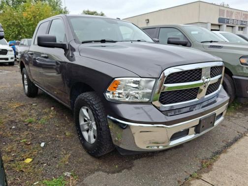 2019 RAM 1500 SLT