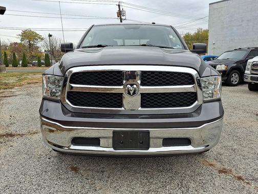 2019 RAM 1500 SLT