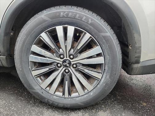 2019 Mitsubishi Outlander ES