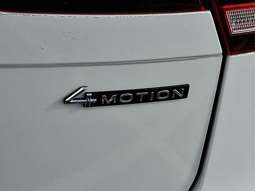 2023 Volkswagen Tiguan 2.0T SE 4MOTION