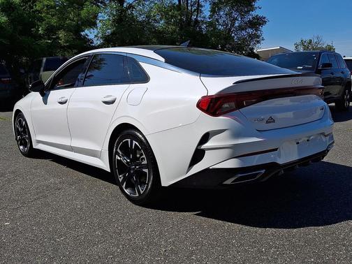 Glacial White Pearl 2022 Kia K5 GT-Line