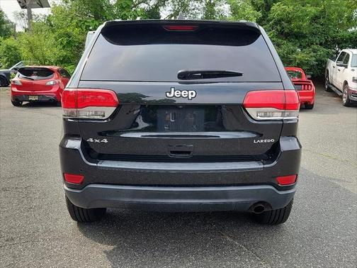2016 Jeep Grand Cherokee Laredo