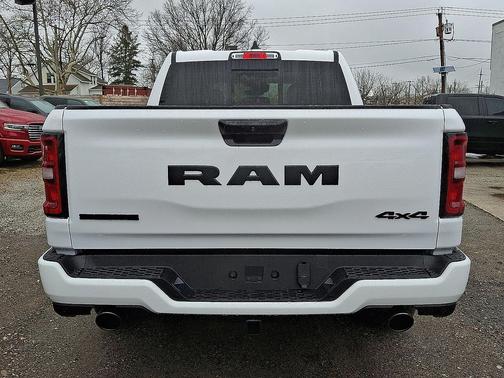 Bright White Clearcoat 2026 RAM 1500 Big Horn/Lone Star