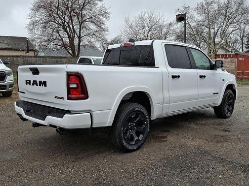 Bright White Clearcoat 2026 RAM 1500 Big Horn/Lone Star