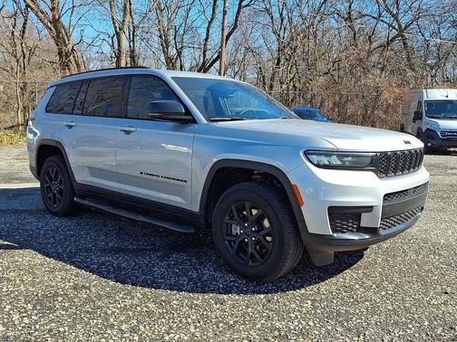 2024 Jeep Grand Cherokee L Altitude