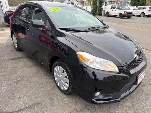 Black Sand Pearl 2012 Toyota Matrix L