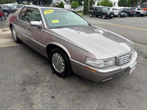 1995 Cadillac Eldorado Standard