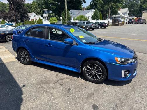 2017 Mitsubishi Lancer ES