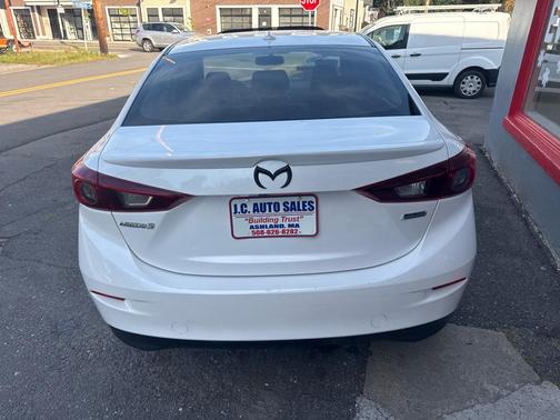 2014 Mazda Mazda3 s Grand Touring