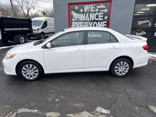 2013 Toyota Corolla LE