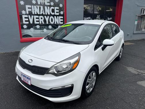Clear White 2017 Kia Rio LX