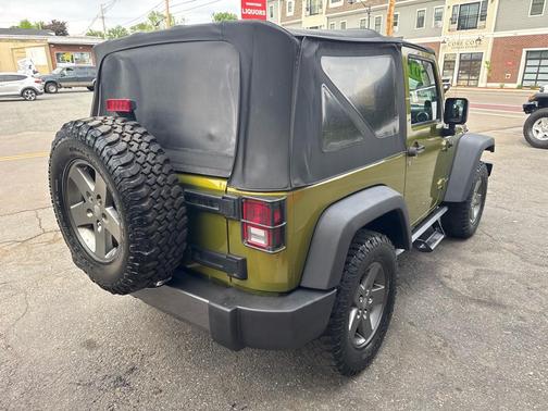 GREEN 2010 Jeep Wrangler Sport