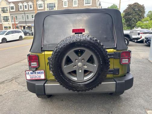 GREEN 2010 Jeep Wrangler Sport