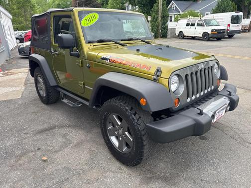 GREEN 2010 Jeep Wrangler Sport