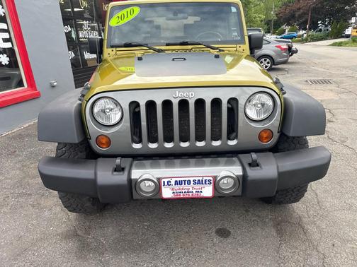 GREEN 2010 Jeep Wrangler Sport