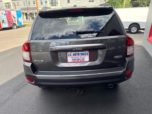 Granite Crystal Metallic Clearcoat 2016 Jeep Compass High Altitude