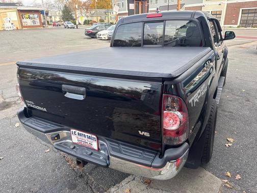2014 Toyota Tacoma Base