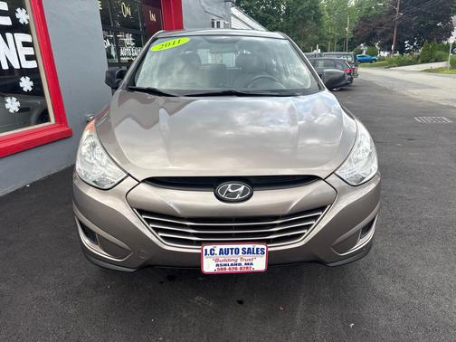 Chai Bronze 2011 Hyundai TUCSON GL