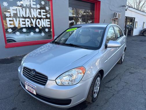 2009 Hyundai Accent GLS