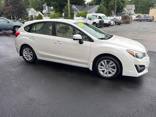 Crystal White Pearl 2015 Subaru Impreza 2.0i Premium