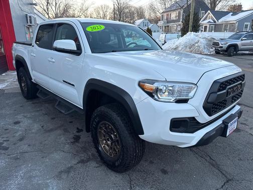 2023 Toyota Tacoma SR