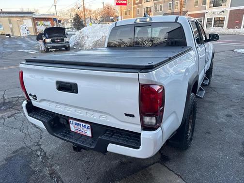 2023 Toyota Tacoma SR