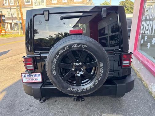2014 Jeep Wrangler Unlimited Altitude
