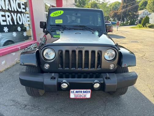 2014 Jeep Wrangler Unlimited Altitude