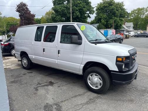 Oxford White 2014 Ford E150 Cargo