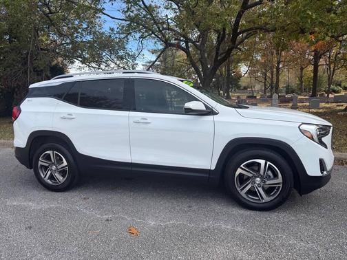 2020 GMC Terrain SLT