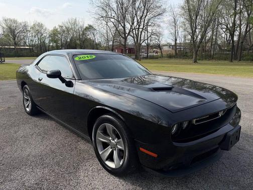 2015 Dodge Challenger SXT