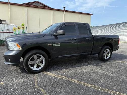 2017 RAM 1500 Express