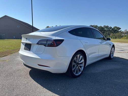 2020 Tesla Model 3 Standard Range
