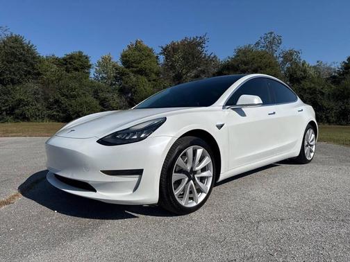 2020 Tesla Model 3 Standard Range