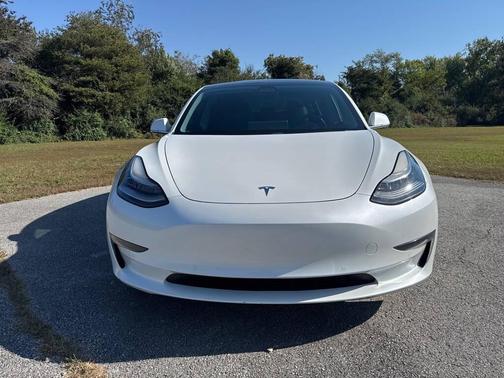 2020 Tesla Model 3 Standard Range