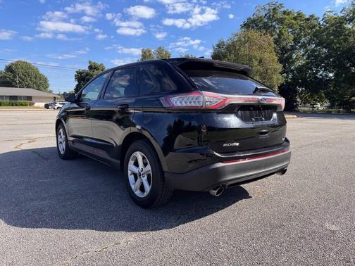 2016 Ford Edge SE