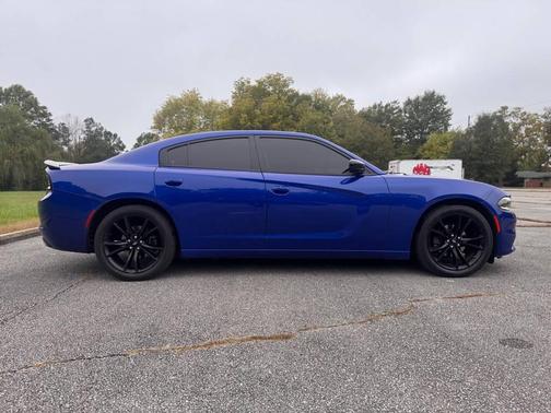 2018 Dodge Charger SXT
