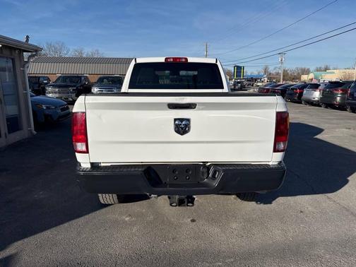 2018 RAM 2500 Tradesman Crew Cab 4x4 6'4' Box
