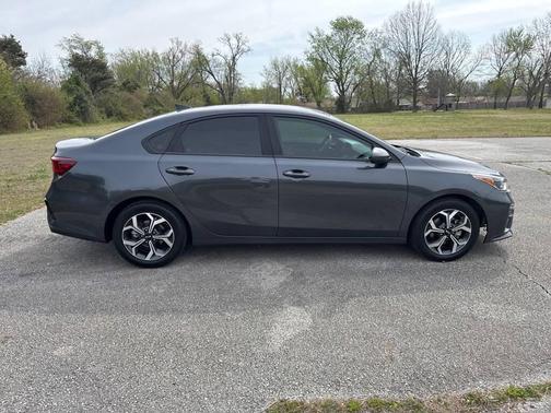 Gravity Grey 2020 Kia Forte LXS
