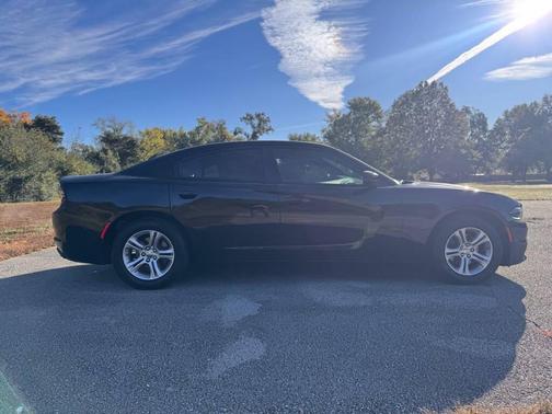 2018 Dodge Charger SXT