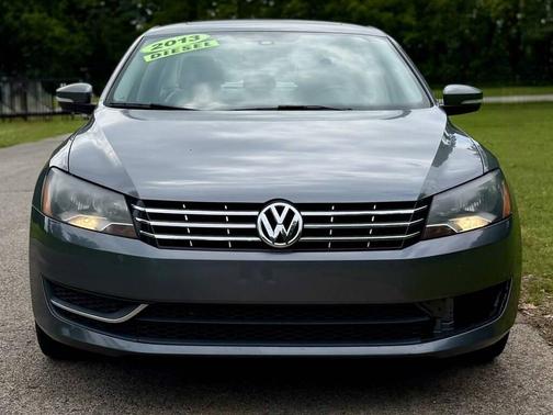 2013 Volkswagen Passat 2.0 TDI SE w/ Sunroof