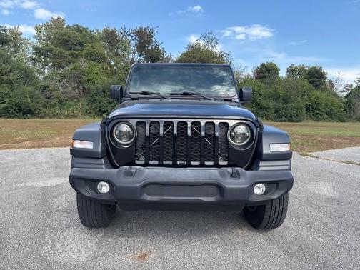 2020 Jeep Gladiator Sport S