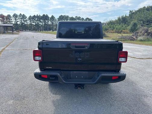 2020 Jeep Gladiator Sport S