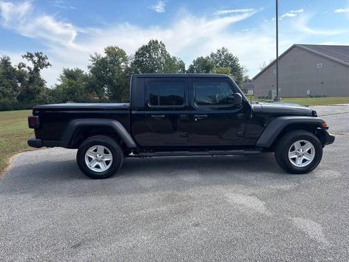 2020 Jeep Gladiator Sport S