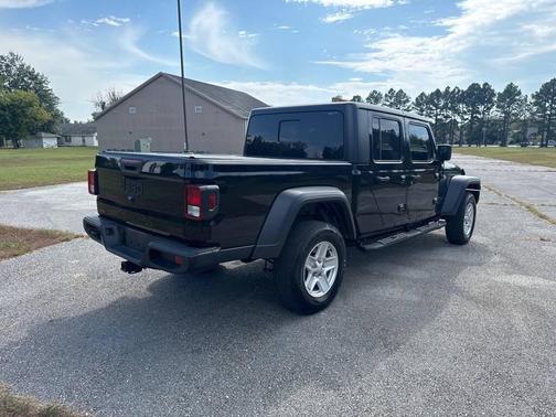 2020 Jeep Gladiator Sport S
